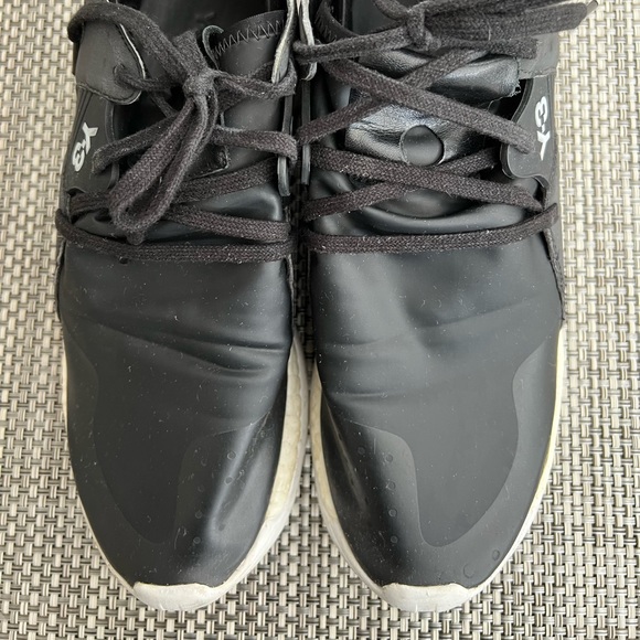 Men’s “Y-3 Yohji Yamamoto Black Sneakers